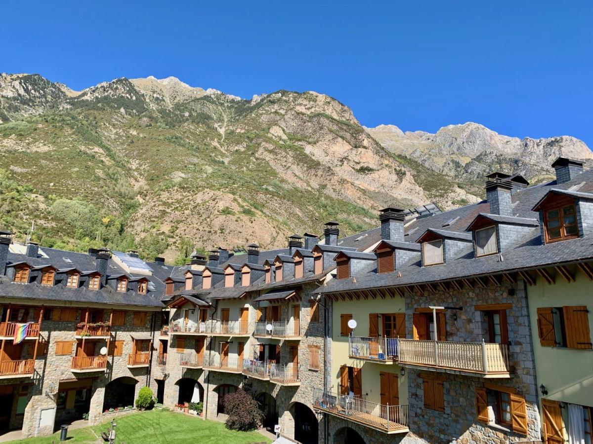 Апартаменты Bpirineos-La Borda Бенаске Экстерьер фото