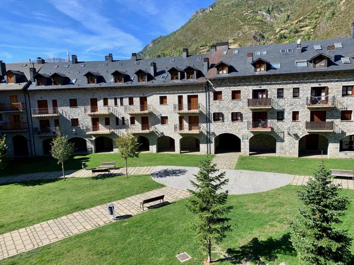Апартаменты Bpirineos-La Borda Бенаске Экстерьер фото